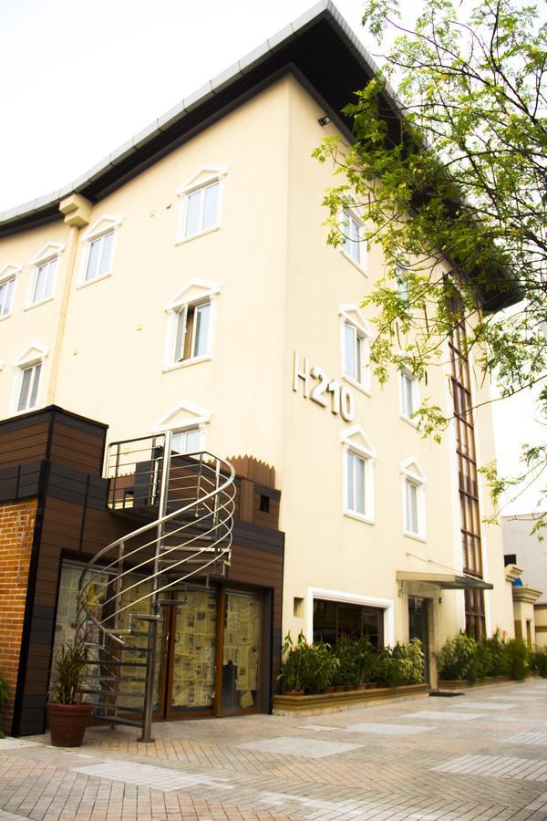 Hotel H210 Aliayabiagba Exteriér fotografie